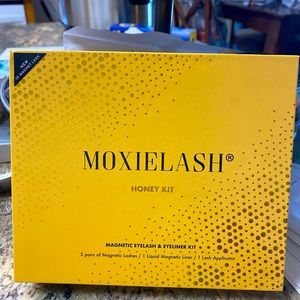 Moxielash Magnetic Honey Lash Kit